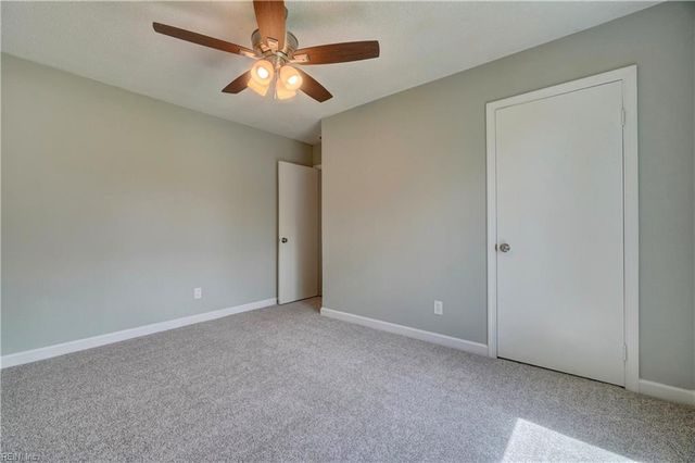 641 Orangewood DR, Virginia Beach, VA 23453