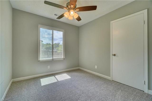 641 Orangewood DR, Virginia Beach, VA 23453