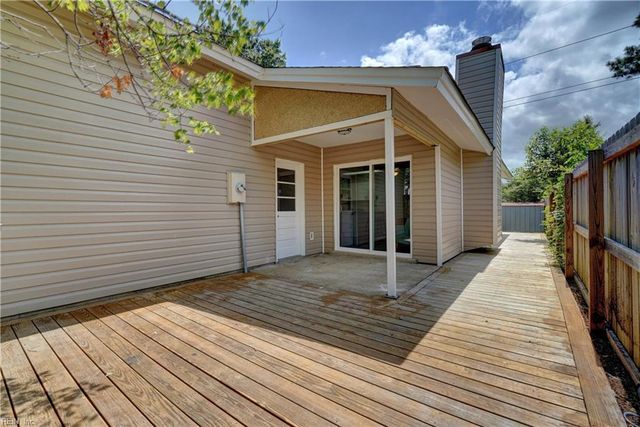 641 Orangewood DR, Virginia Beach, VA 23453