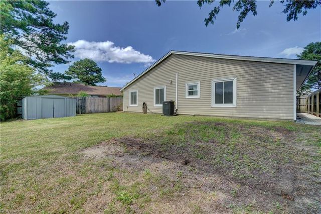 641 Orangewood DR, Virginia Beach, VA 23453
