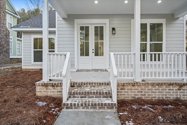 1 W Crossvine Ct., Hattiesburg, MS 39402