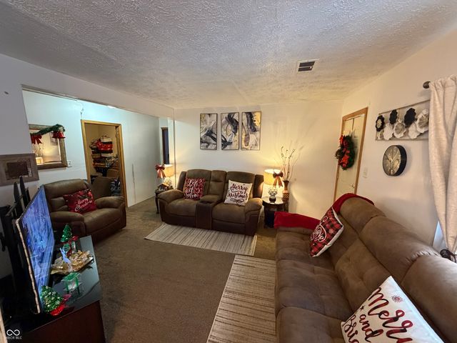 3102 N Temple Avenue, Indianapolis, IN 46218