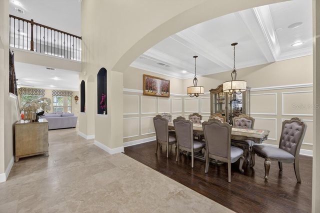 1823 BELLA CASA COURT, Tampa, FL 33618