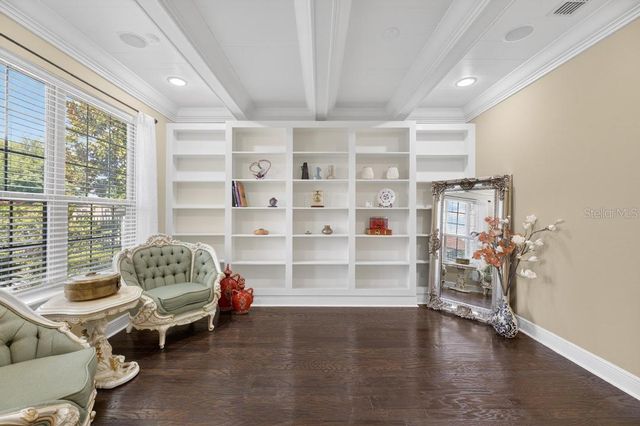 1823 BELLA CASA COURT, Tampa, FL 33618