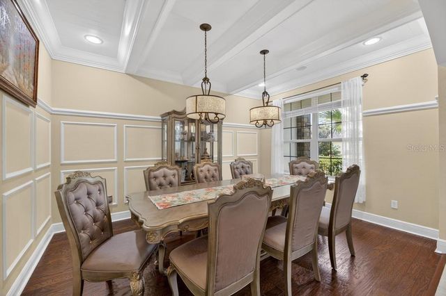 1823 BELLA CASA COURT, Tampa, FL 33618