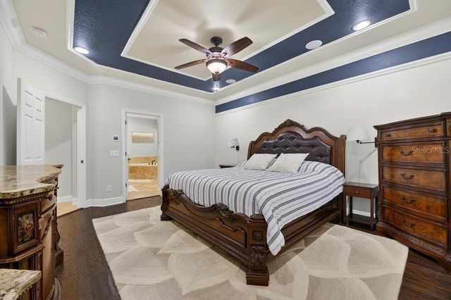 1823 BELLA CASA COURT, Tampa, FL 33618
