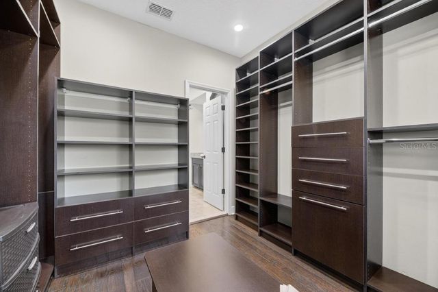 1823 BELLA CASA COURT, Tampa, FL 33618