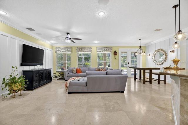 1823 BELLA CASA COURT, Tampa, FL 33618