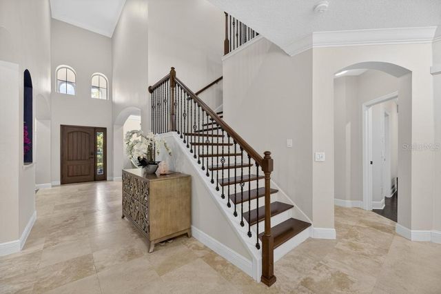 1823 BELLA CASA COURT, Tampa, FL 33618