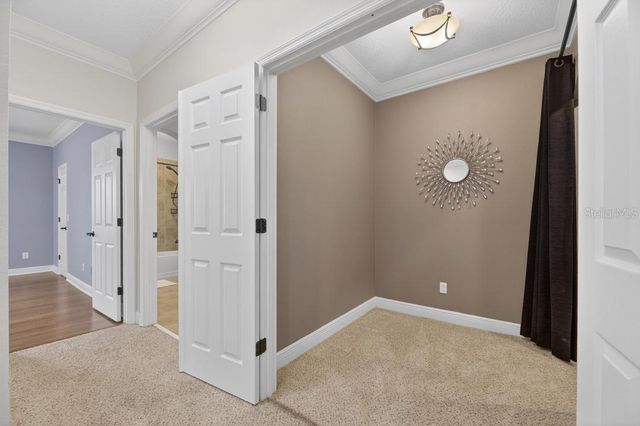 1823 BELLA CASA COURT, Tampa, FL 33618