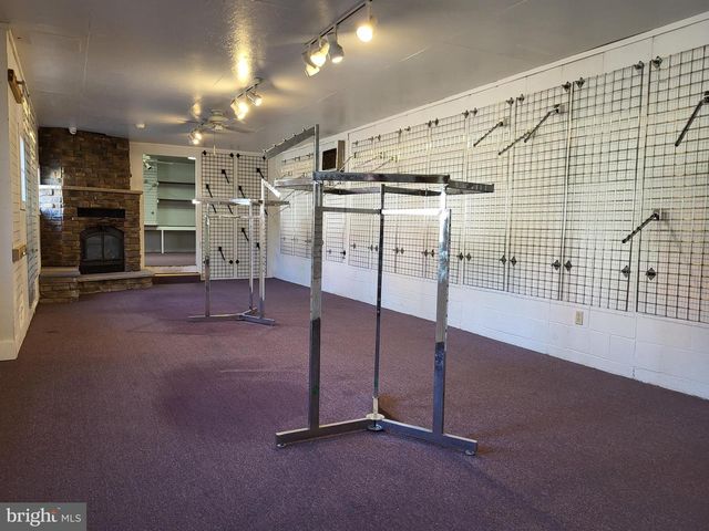 1954 YORK RD, Gettysburg, PA 17325