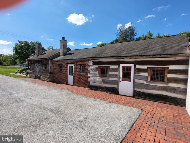 1954 YORK RD, Gettysburg, PA 17325