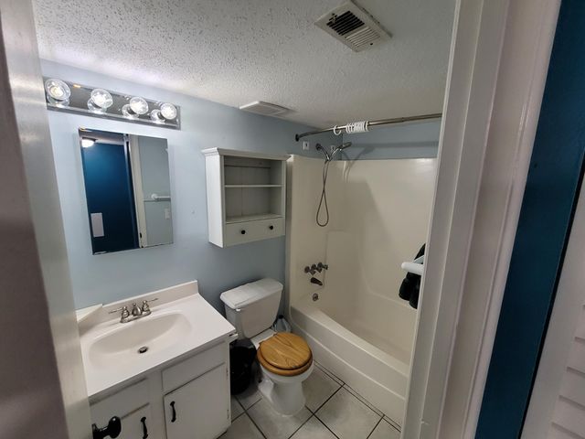 308 SW Miracle Strip Parkway UNIT 17B, Fort Walton Beach, FL 32548