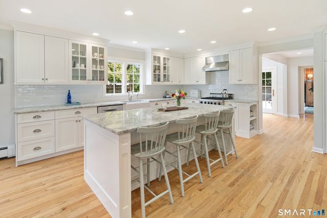 7 Waverly Road, Darien, CT 06820