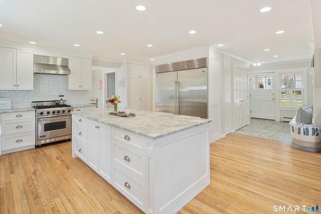 7 Waverly Road, Darien, CT 06820