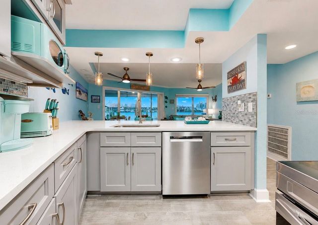 205 DOLPHIN POINT 4, Clearwater Beach, FL 33767