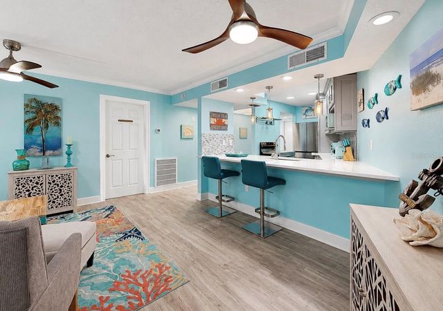 205 DOLPHIN POINT 4, Clearwater Beach, FL 33767