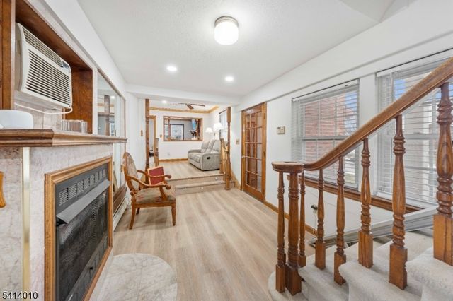 505 Saint Marks St 2, Linden City, NJ 07036