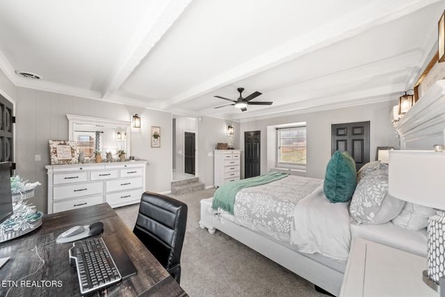 448 Woolsey Rd, Harriman, TN 37748