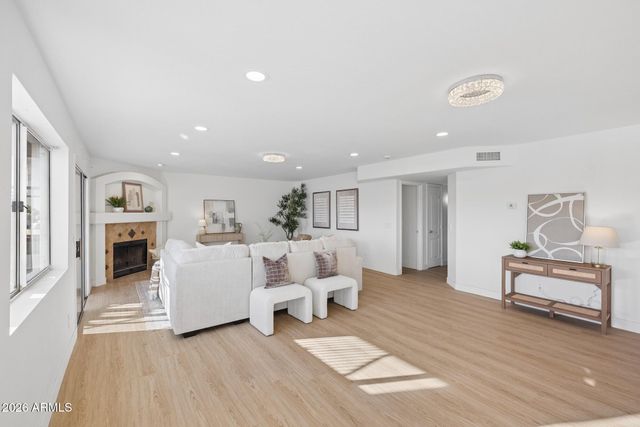 1153 W NAUTILUS Drive, Gilbert, AZ 85233