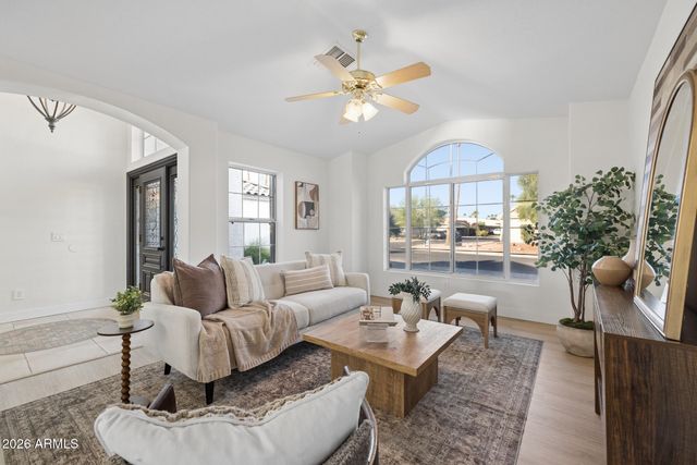 1153 W NAUTILUS Drive, Gilbert, AZ 85233