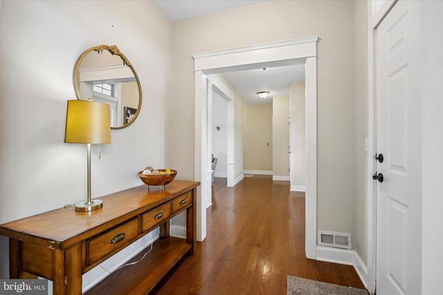 706 KINGS HWY, Mannington, NJ 08079