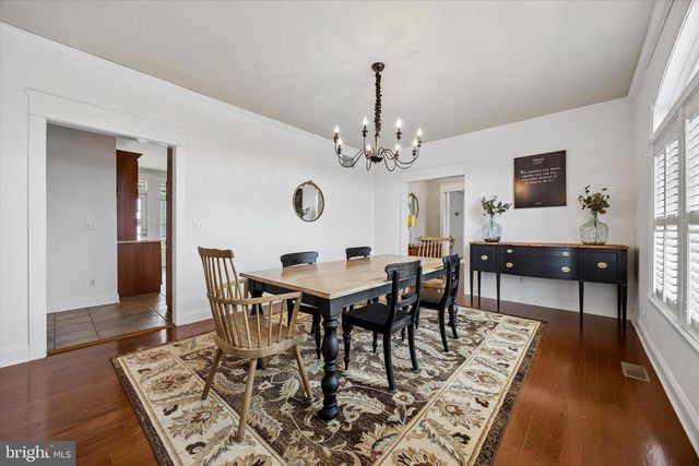 706 KINGS HWY, Mannington, NJ 08079