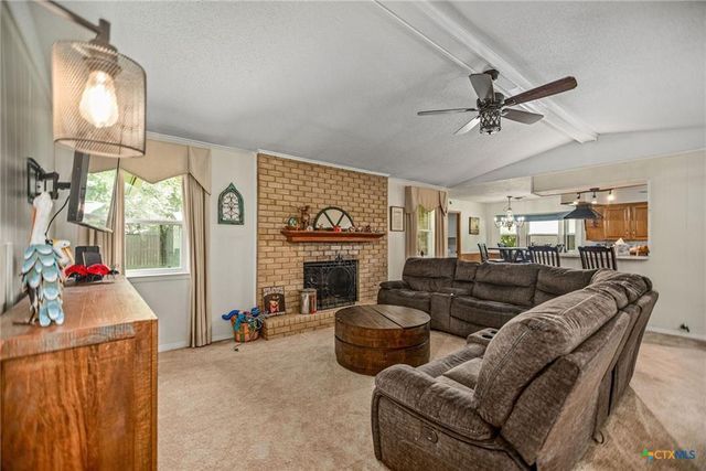 300 Green Avenue, Palacios, TX 77465
