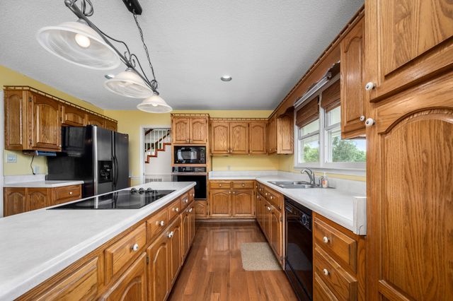 448 County Line Rd, Lynchburg, TN 37352