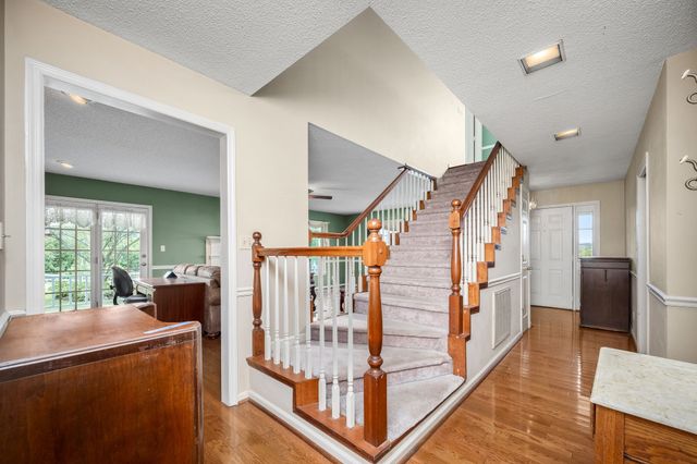448 County Line Rd, Lynchburg, TN 37352