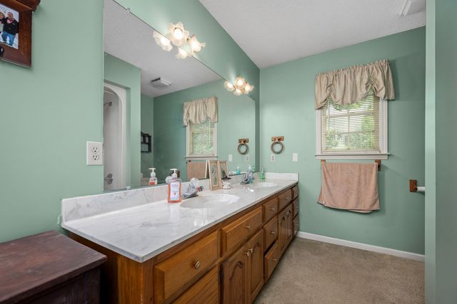 448 County Line Rd, Lynchburg, TN 37352