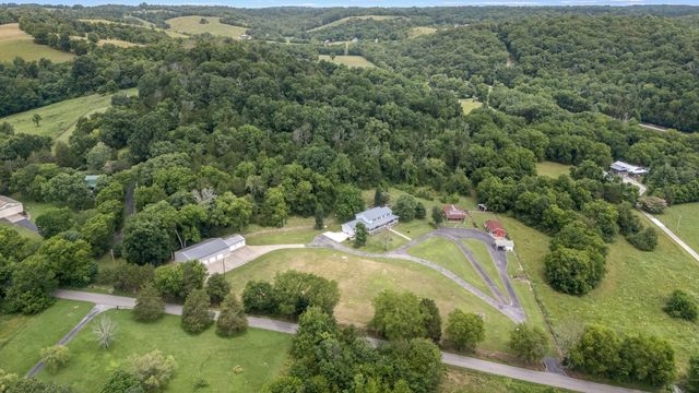 448 County Line Rd, Lynchburg, TN 37352