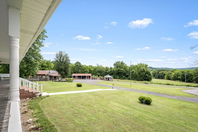 448 County Line Rd, Lynchburg, TN 37352