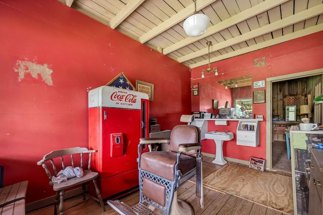 448 County Line Rd, Lynchburg, TN 37352