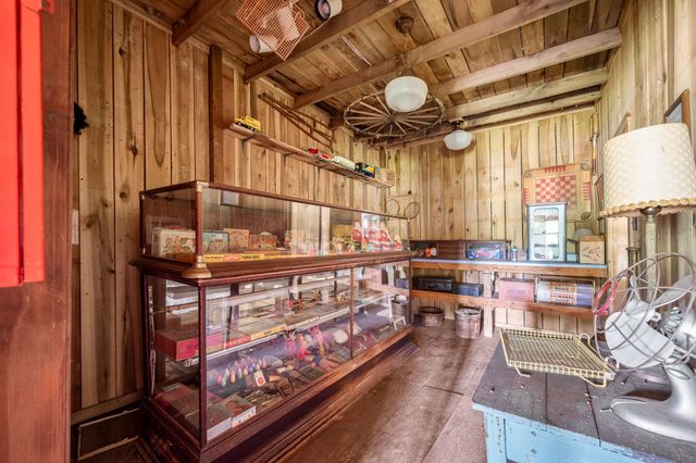 448 County Line Rd, Lynchburg, TN 37352
