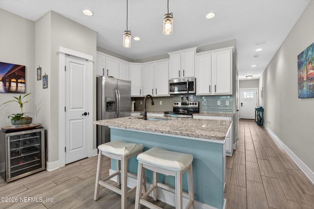 402 11TH Avenue S, Jacksonville Beach, FL 32250