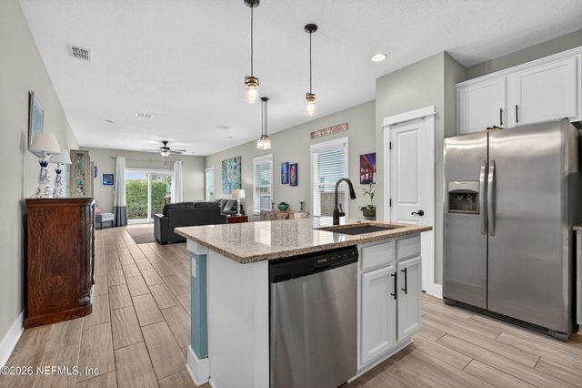 402 11TH Avenue S, Jacksonville Beach, FL 32250