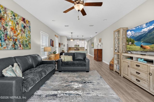 402 11TH Avenue S, Jacksonville Beach, FL 32250