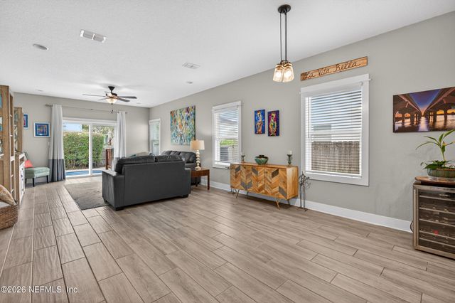 402 11TH Avenue S, Jacksonville Beach, FL 32250