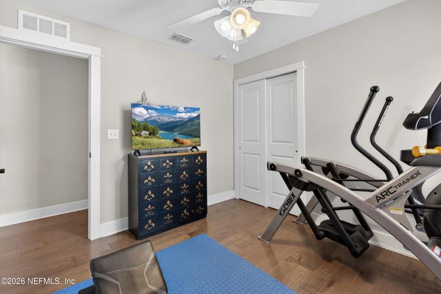 402 11TH Avenue S, Jacksonville Beach, FL 32250