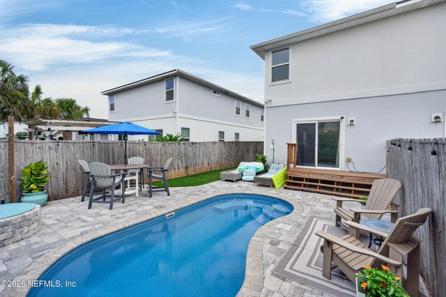 402 11TH Avenue S, Jacksonville Beach, FL 32250