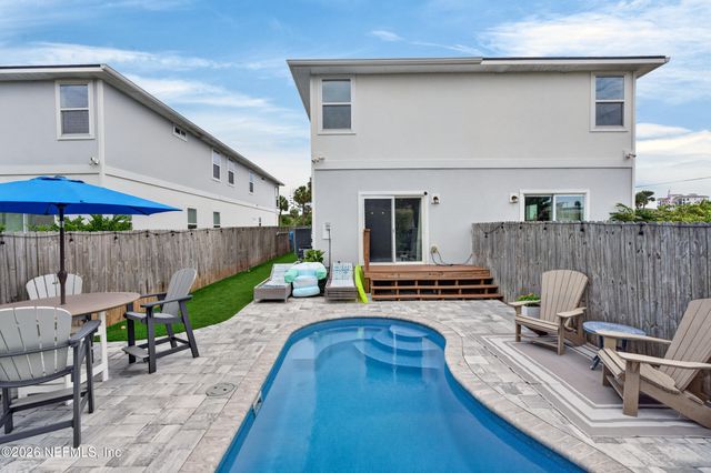 402 11TH Avenue S, Jacksonville Beach, FL 32250