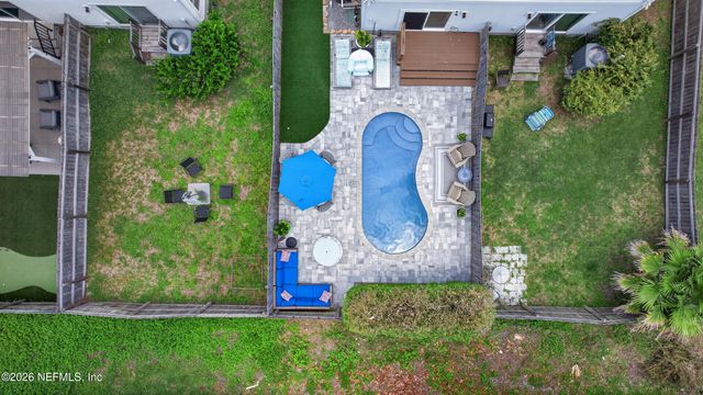 402 11TH Avenue S, Jacksonville Beach, FL 32250