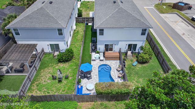 402 11TH Avenue S, Jacksonville Beach, FL 32250