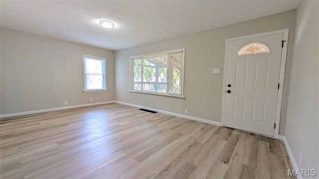 9716 Lilly Jean Drive, Woodson Terrace, MO 63134