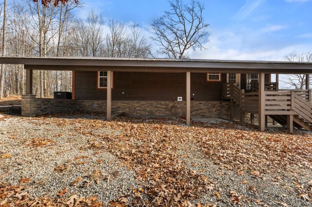 6645 Parish Dr, Nunnelly, TN 37137