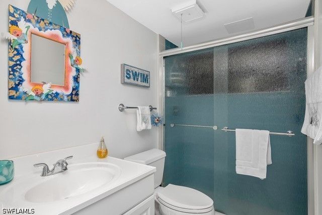 4300 Belair LN 1, Naples, FL 34103