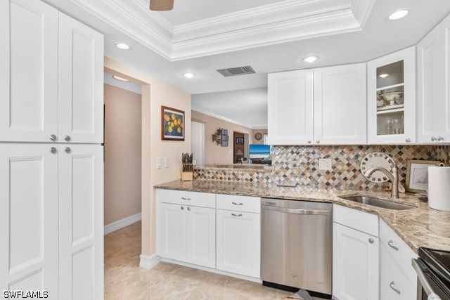 4300 Belair LN 1, Naples, FL 34103