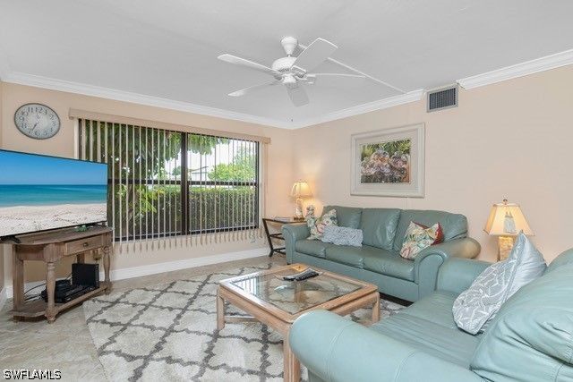 4300 Belair LN 1, Naples, FL 34103