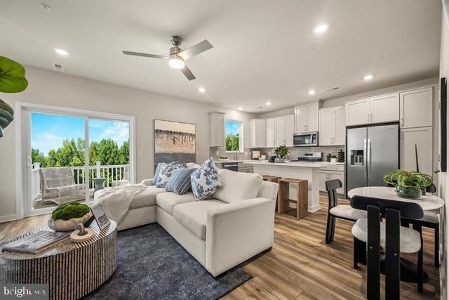 854 GRAPHITE DR, Phoenixville, PA 19460